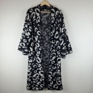 Akemi + Kin Open Cardigan One Size Black Cheetah Kimono Sleeve Long line Eyelash